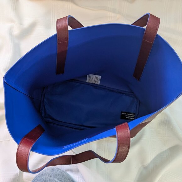 OSCAR DE LA RENTA - Picture 10 of 10